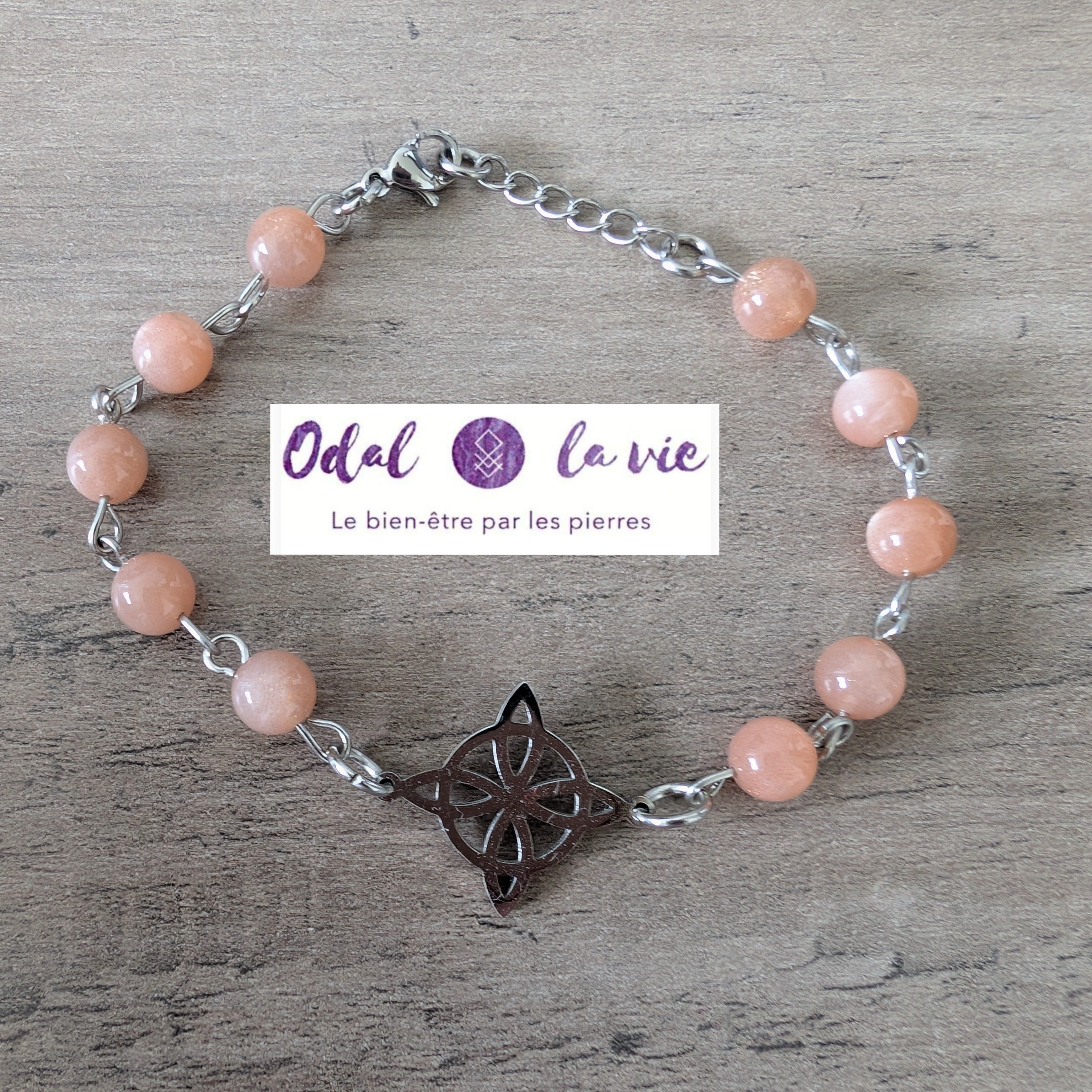 Bracelet réconfort et protection en pierre de soleil _nœud de sorcière.