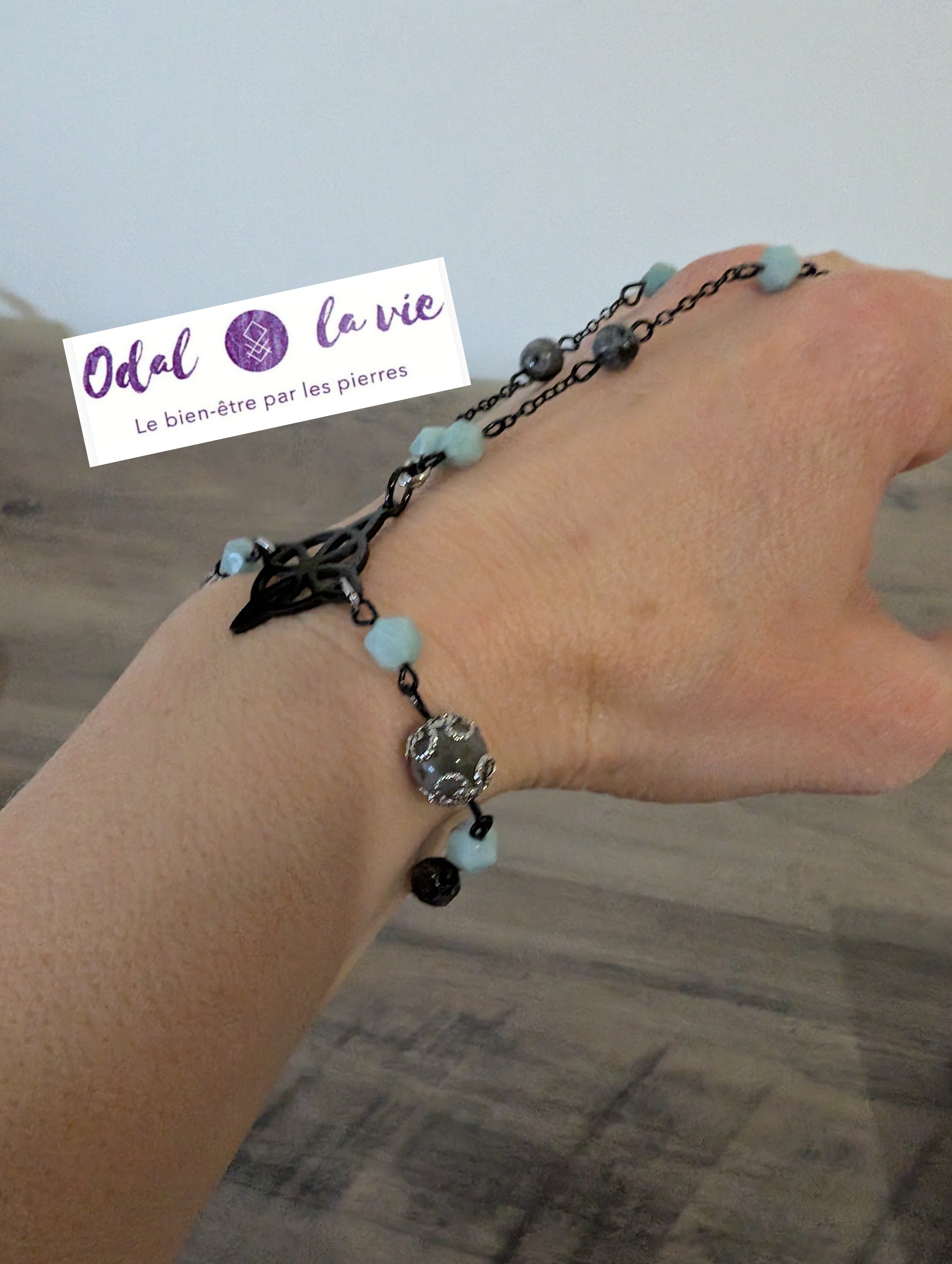 Bracelet de doigt Amazonite, labradorite, larvite et noeud de sorcière